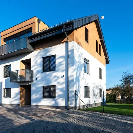Kovia Sk - - Parking - Brand New Apartment *