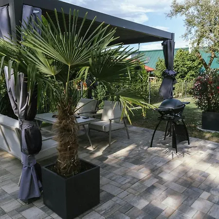 Apartment Kovia Sk - - Parking - Brand New *
