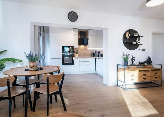 Kovia Sk - Apartments - Parking - Brand New