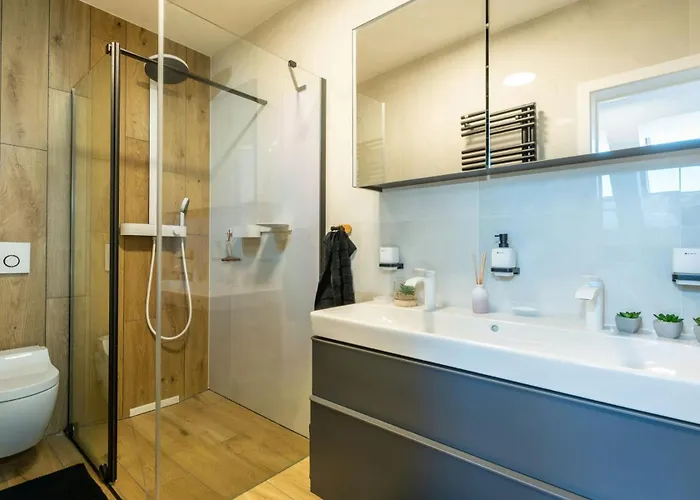 Kovia Sk - Apartments - Parking - Brand New アパート